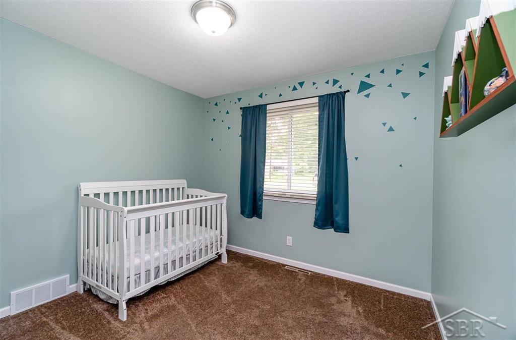 891 South Miller Road Saginaw, MI 48609 - Photo 12 of 26 50048051-11.JPG