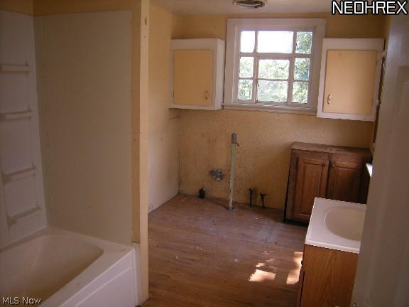 7260 Azalea Road Southwest Bowerston, OH 44695 - Photo 6 of 10