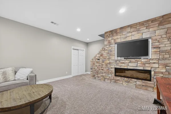 $620,000 | 7855 Verona Drive Southwest, Byron Center, MI 49315