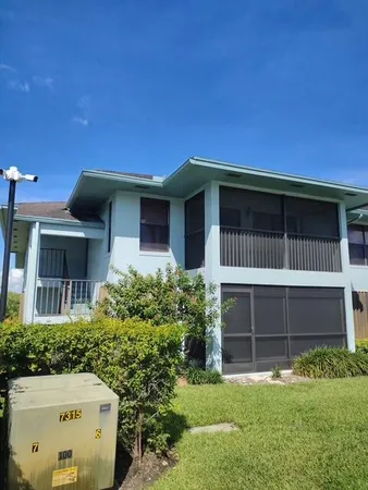 $230,000 | 950 South Kanner Highway, Unit 508, Stuart, FL 34994