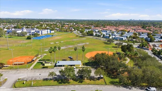 $2,550 | 13521 Southwest 62nd Street, Unit 119, Miami, FL 33183