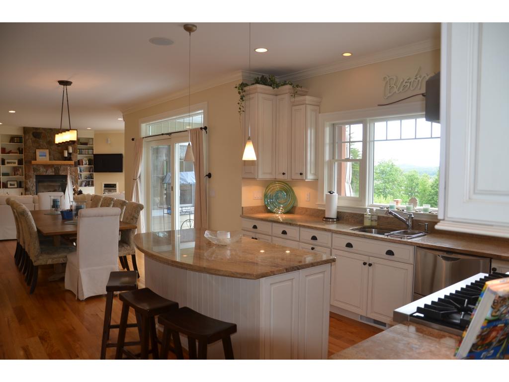 8 Bay Ridge Drive Meredith, NH 03253 - Photo 11 of 36 Gallery Image 11