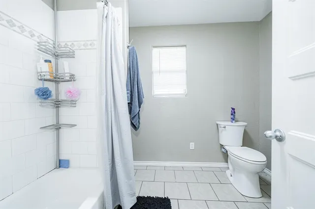 $299,900 | 19824 Highway 274, Kemp, TX 75143