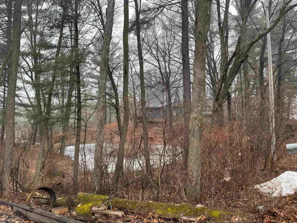 $309,000 | N4221 Oakland Drive, Waupaca, WI 54981