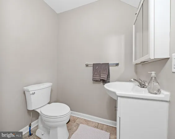 $3,200 | 5 Woodrow Avenue, Wilmington, DE 19803