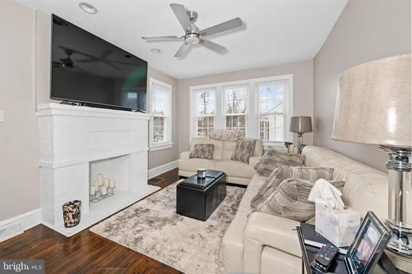 $3,200 | 5 Woodrow Avenue, Wilmington, DE 19803