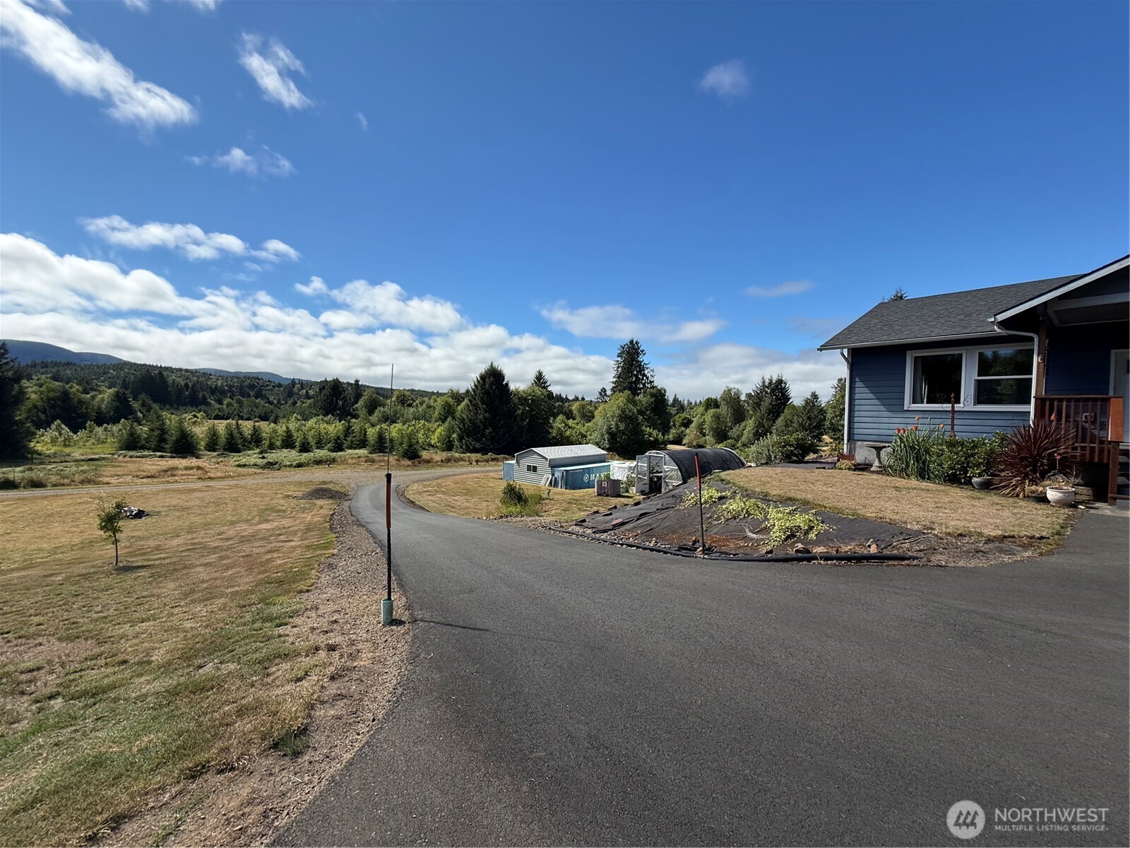 82 South Valley Road Naselle, WA 98638 - Photo 4 of 40 Gallery Image 4