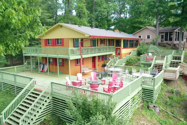 $849,500 | 1908 Lee Kay Drive, Rockville, IN 47872