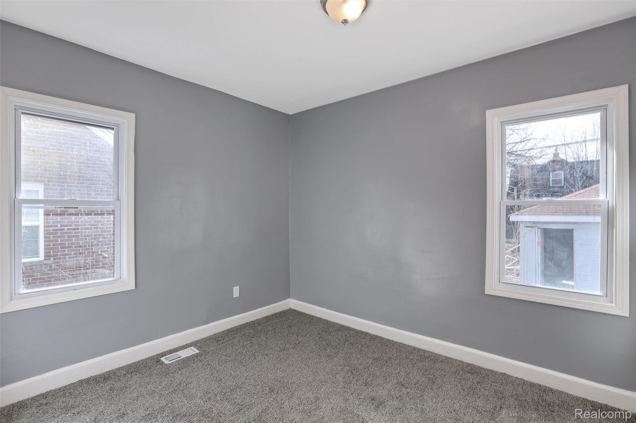 4417 Devonshire Road Detroit, MI 48224 - Photo 14 of 35 4417 Devonshire Rd_Bedroom 1_1st floor.jpg