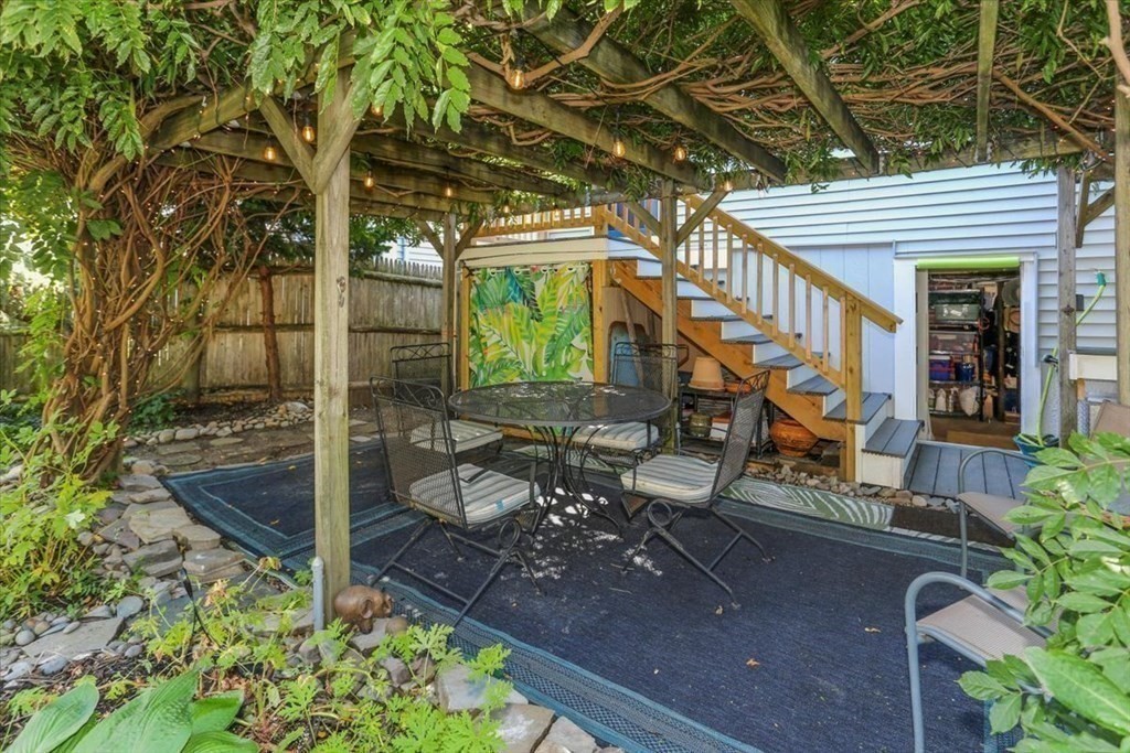 82 Newport Road Hull, MA 02045 - Photo 26 of 32