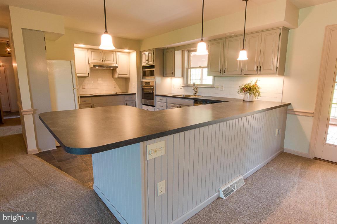 100 Race Street Lititz, PA 17543 - Photo 12 of 41