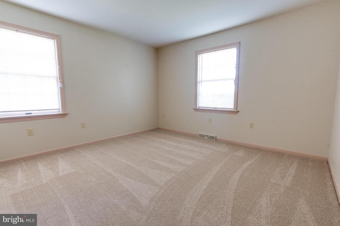 100 Race Street Lititz, PA 17543 - Photo 18 of 41