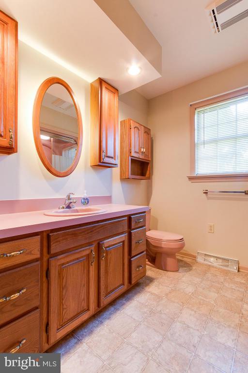 100 Race Street Lititz, PA 17543 - Photo 22 of 41