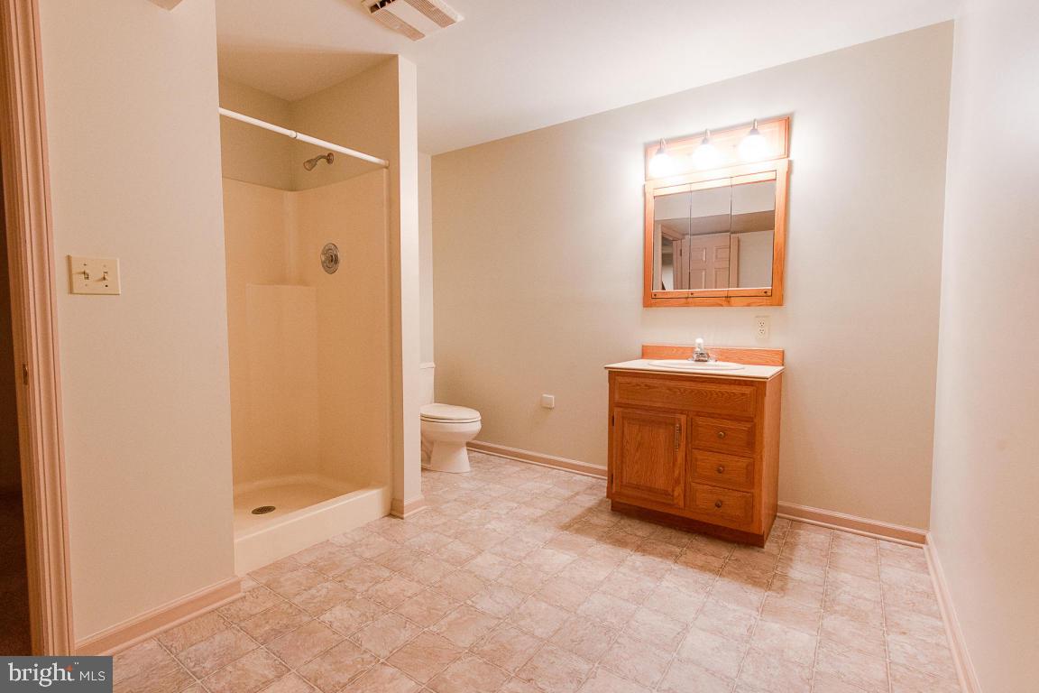 100 Race Street Lititz, PA 17543 - Photo 28 of 41