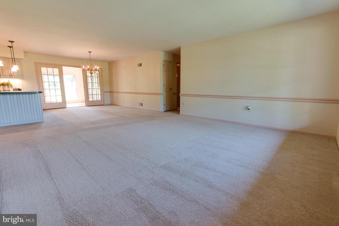 100 Race Street Lititz, PA 17543 - Photo 4 of 41