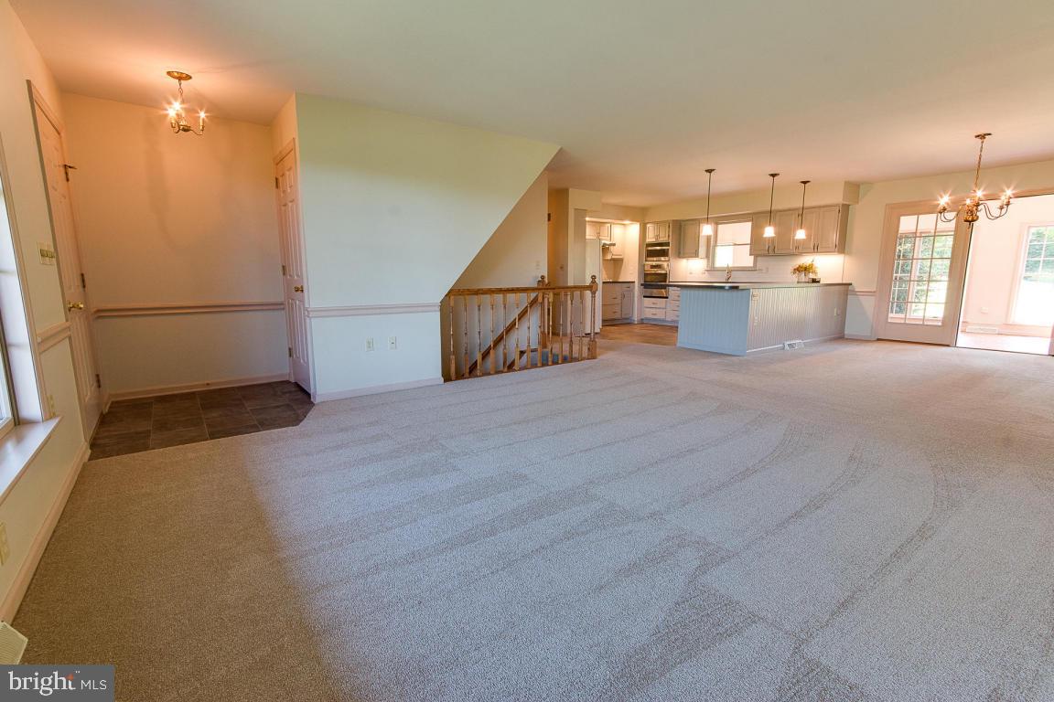 100 Race Street Lititz, PA 17543 - Photo 5 of 41