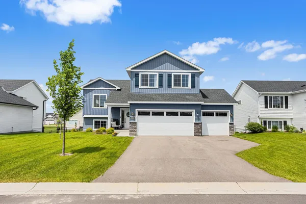 $467,000 | 1622 Oak Rdg Street, Hanover, MN 55341
