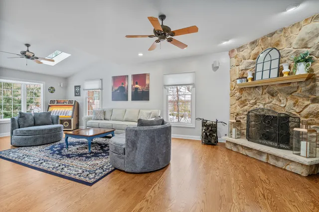 $924,999 | 19427 Hunter Trail, Mokena, IL 60448