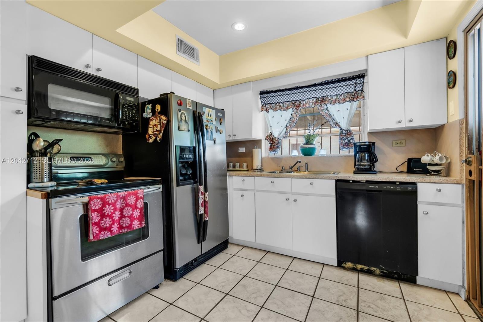 3260 Southwest 2nd Street Miami, FL 33135 - Photo 17 of 61