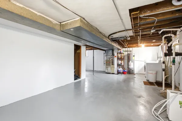 $374,900 | 221 South Michigan Avenue, Addison, IL 60101