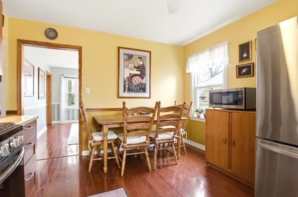 $374,900 | 221 South Michigan Avenue, Addison, IL 60101