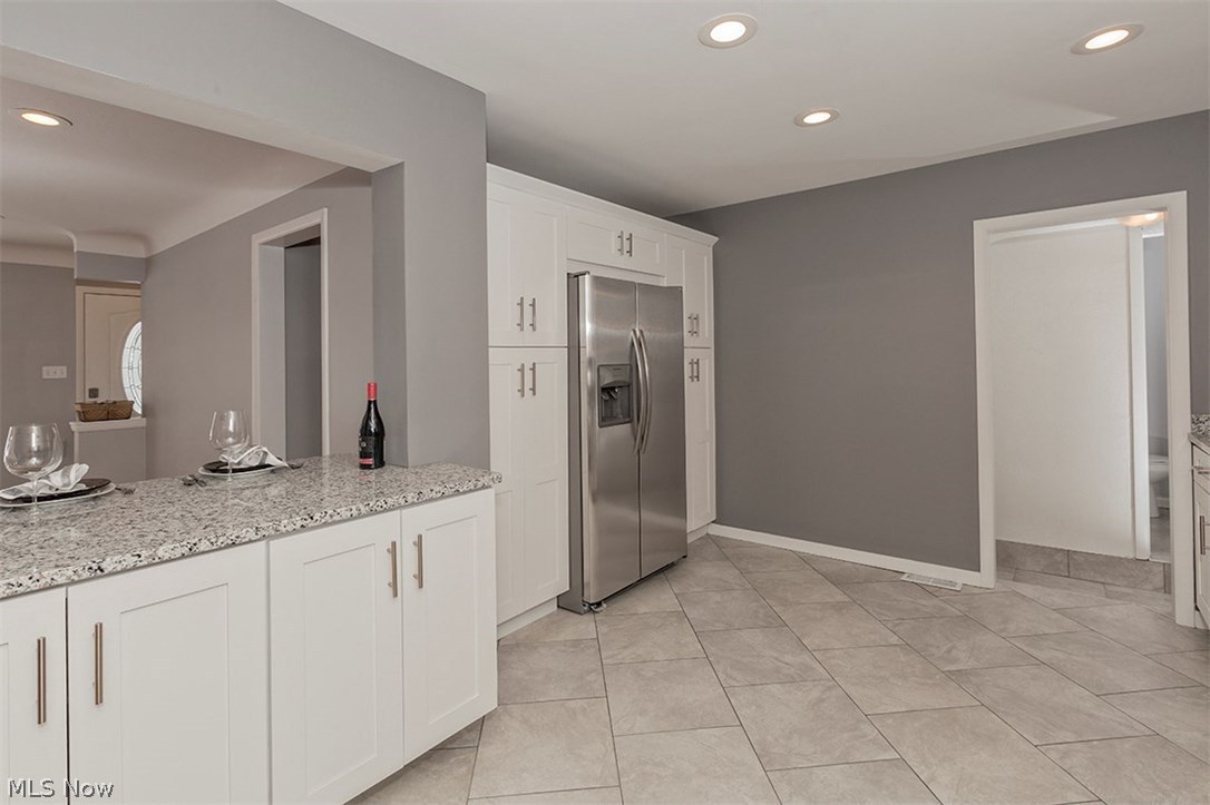 6509 Longridge Road Cleveland, OH 44124 - Photo 13 of 35