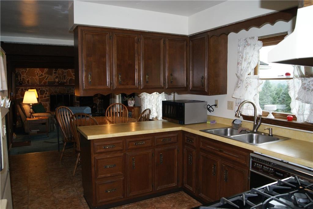1369 Gilcrist Road Vandergrift, PA 15690 - Photo 13 of 25 Gallery Image 13