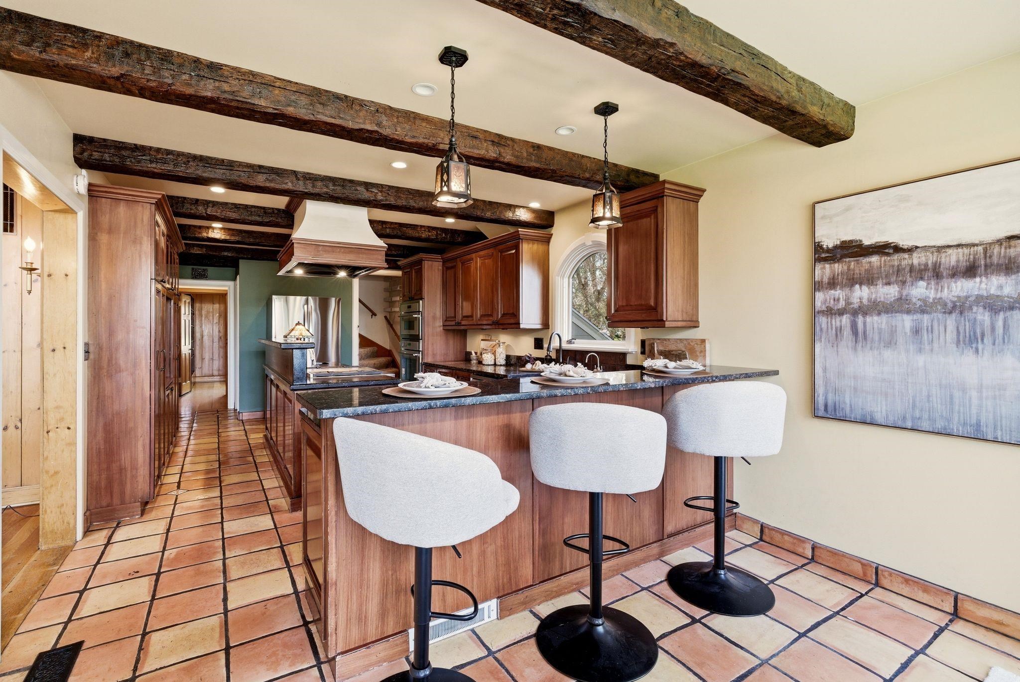 1215 East Overbluff Road Spokane, WA 99203 - Photo 12 of 50