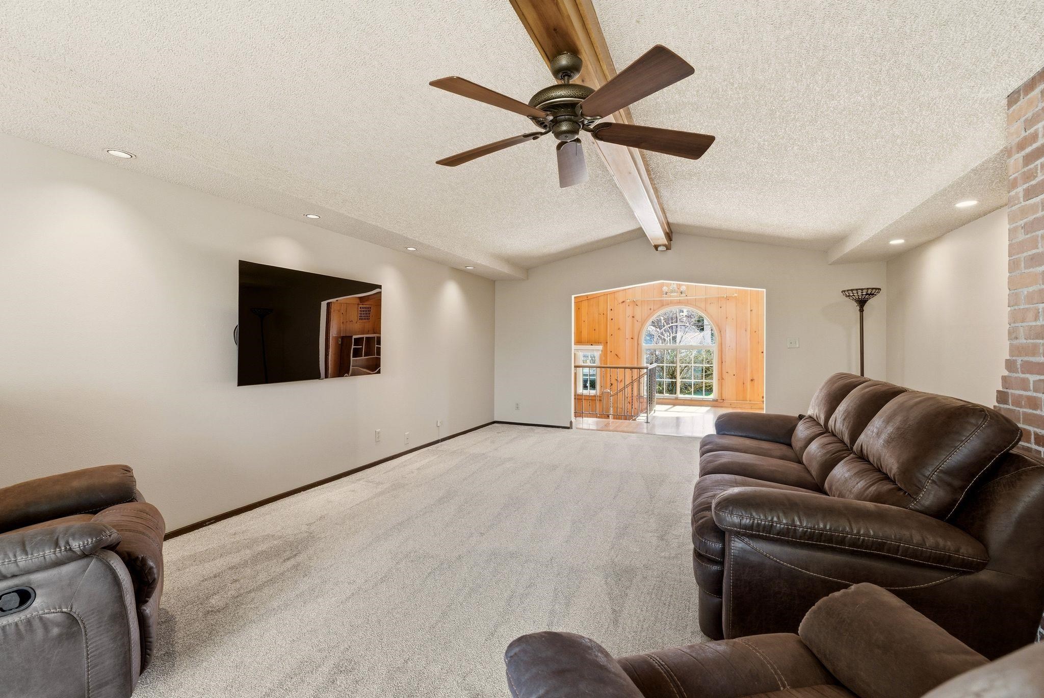 1215 East Overbluff Road Spokane, WA 99203 - Photo 25 of 50