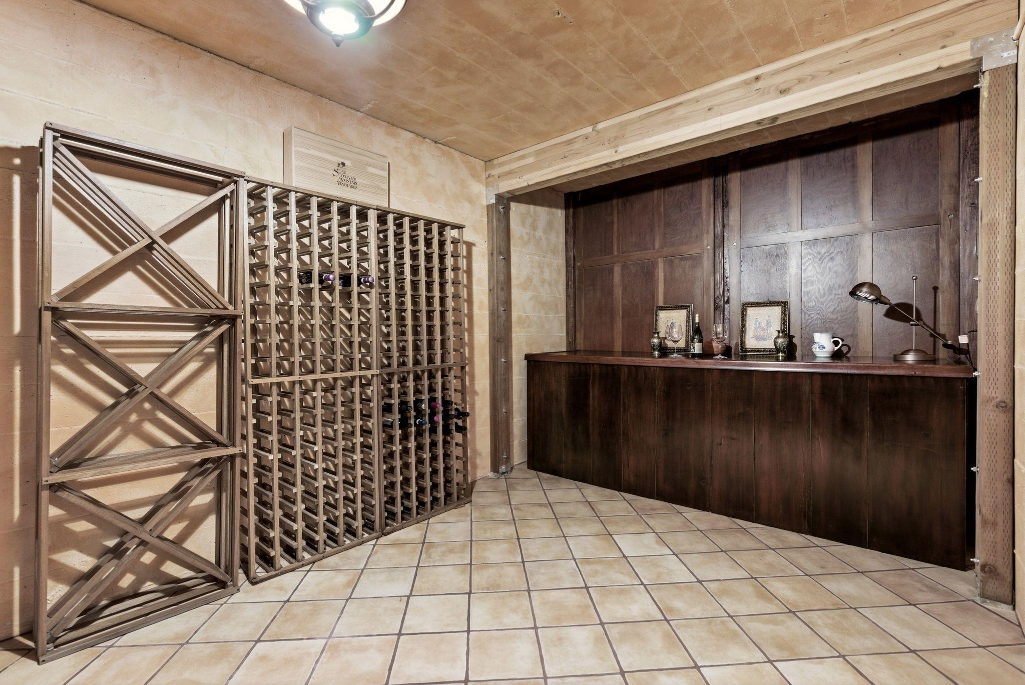 1215 East Overbluff Road Spokane, WA 99203 - Photo 37 of 50