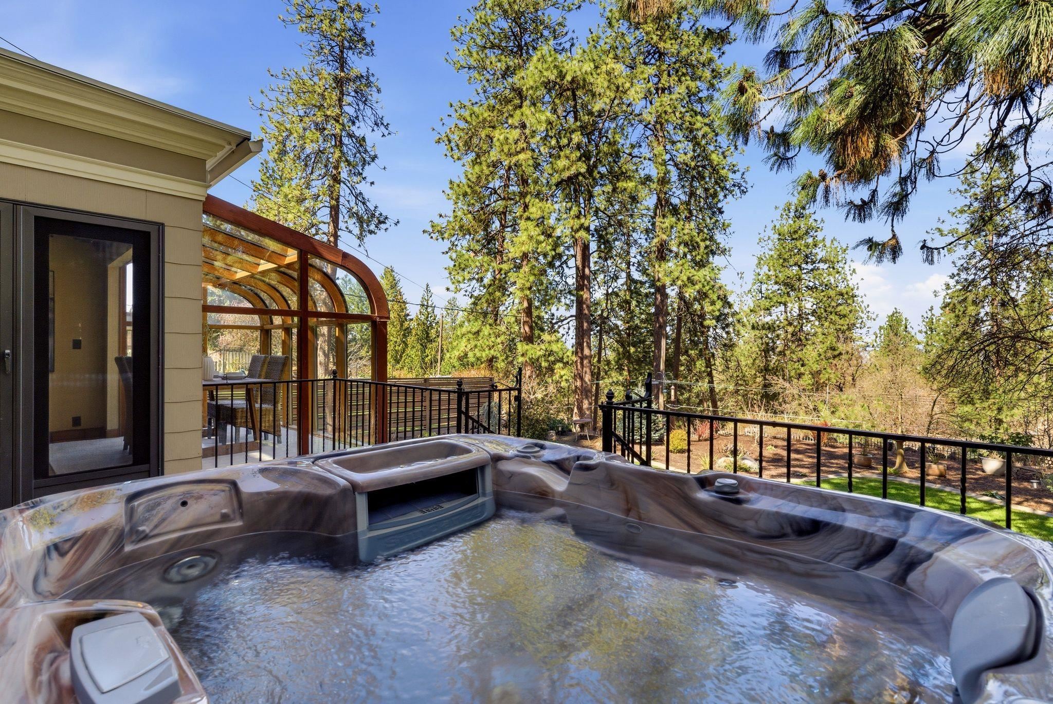 1215 East Overbluff Road Spokane, WA 99203 - Photo 43 of 50