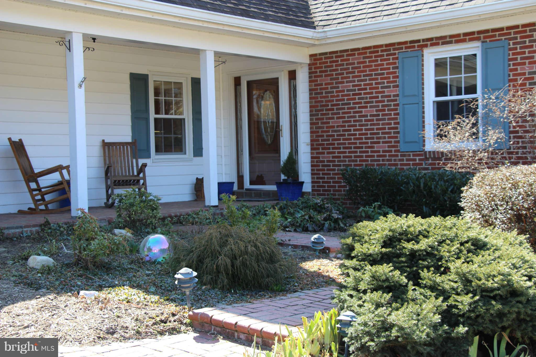 10501 Wickens Road Vienna, VA 22181 - Photo 2 of 30 Great Curb Appeal