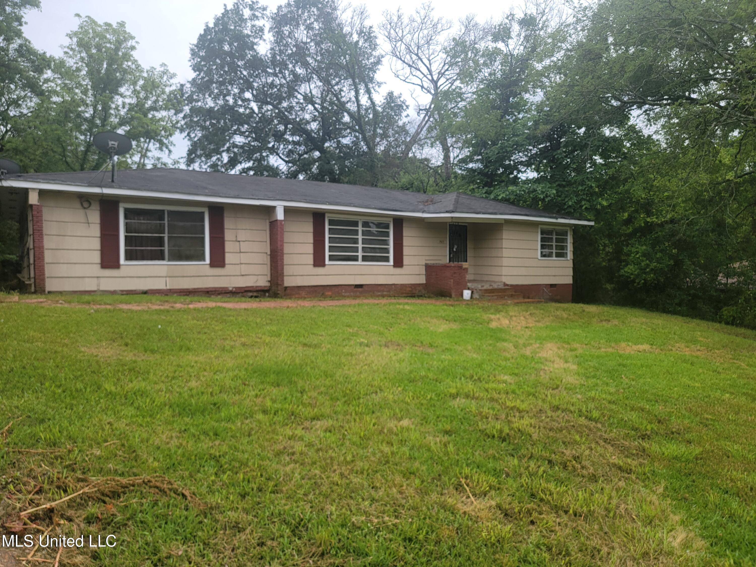 3915 Faulk Boulevard Jackson, MS 39209 - Photo 2 of 16 20240429_142645