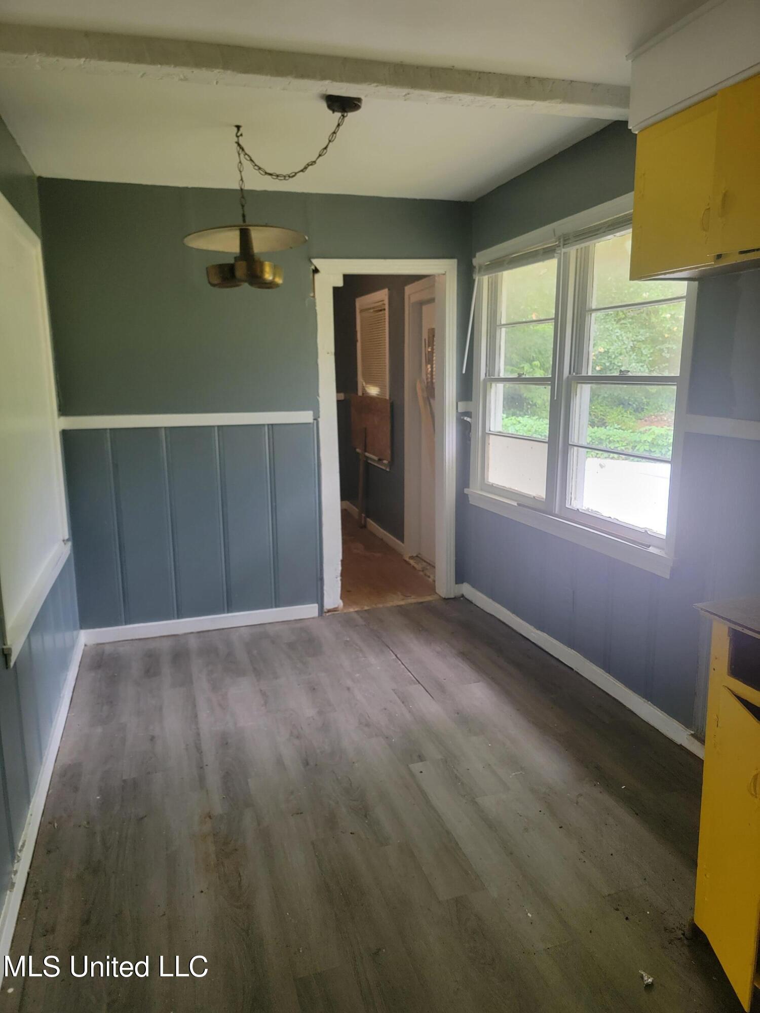 3915 Faulk Boulevard Jackson, MS 39209 - Photo 5 of 16 20240429_143141