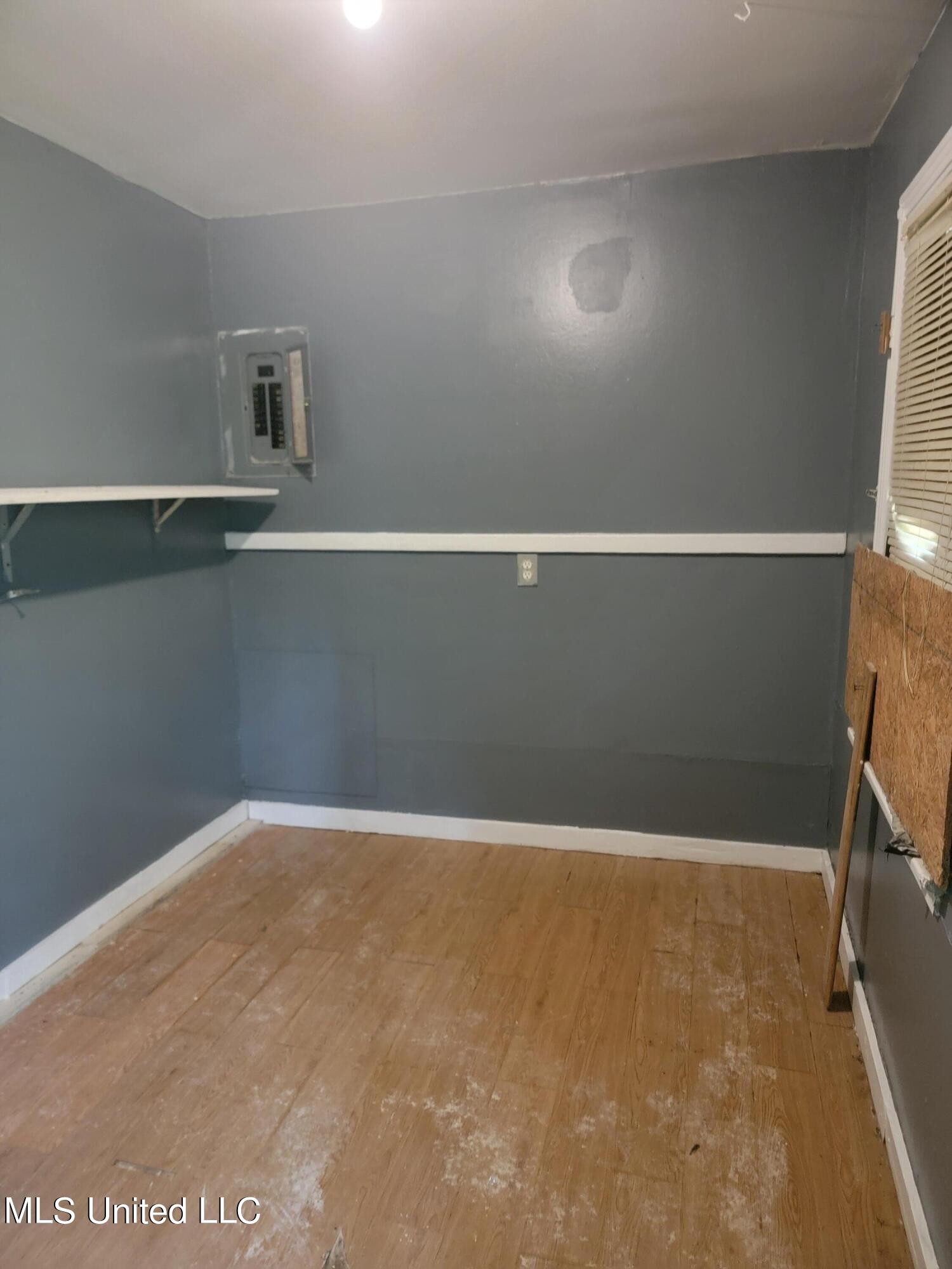 3915 Faulk Boulevard Jackson, MS 39209 - Photo 6 of 16 20240429_143151