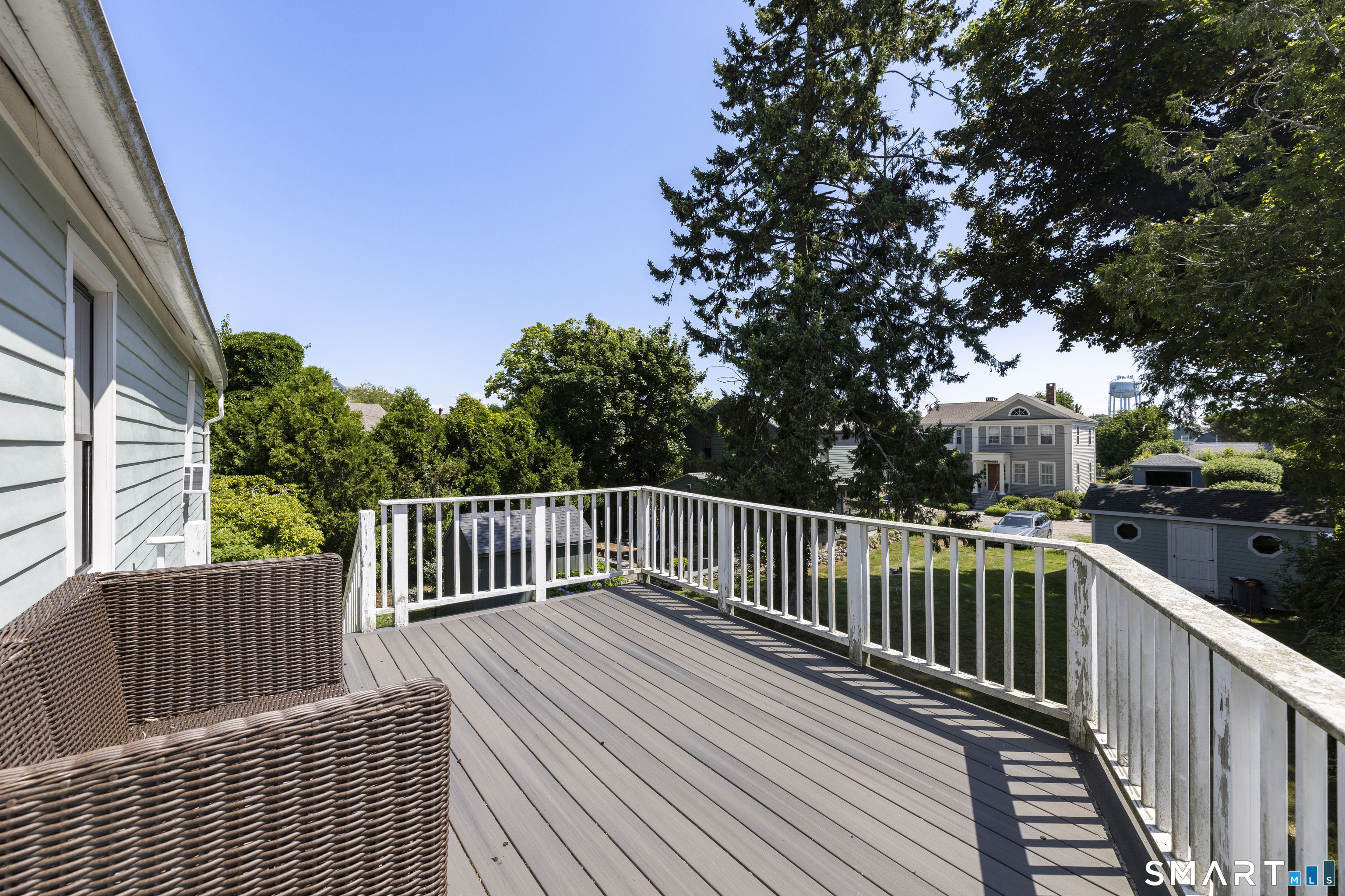 9 Cliff Street Stonington, CT 06378 - Photo 22 of 36