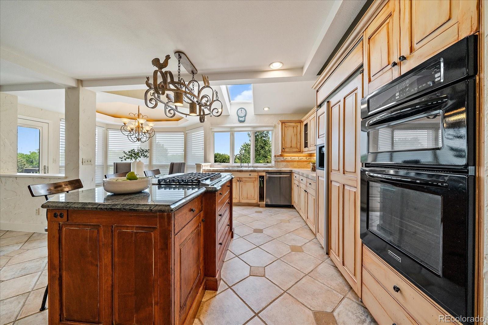 11651 West 40th Circle Wheat Ridge, CO 80033 - Photo 12 of 35