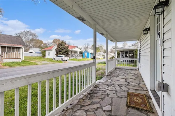 $235,500 | 19 Walnut Street, Aragon, GA 30104