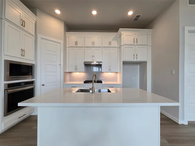 $3,000 | 29710 Burcreek Lane, Fulshear, TX 77441