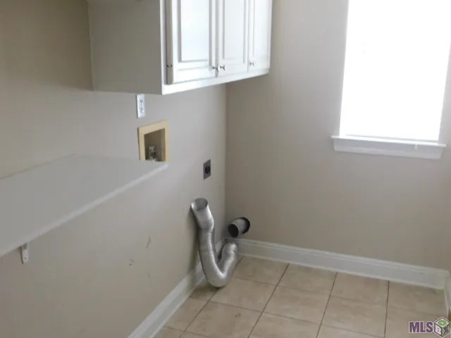 $1,600 | 11182 River Highlands Drive, Unit 7B, St. Amant, LA 70774