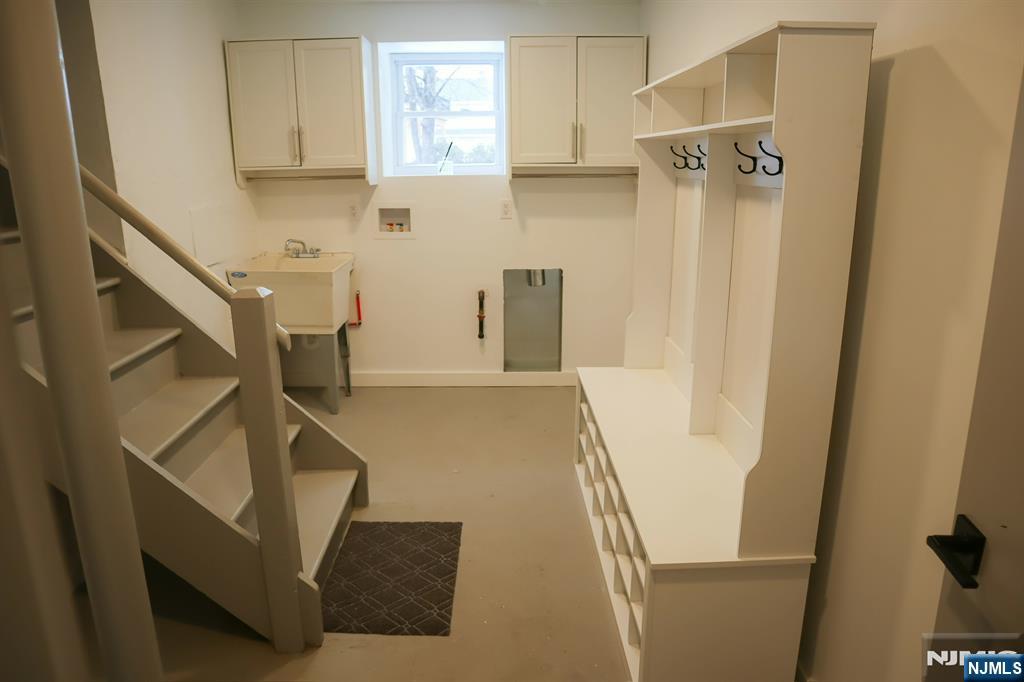 78 Poplar Avenue Little Ferry, NJ 07643 - Photo 16 of 23 a view of walk in closet