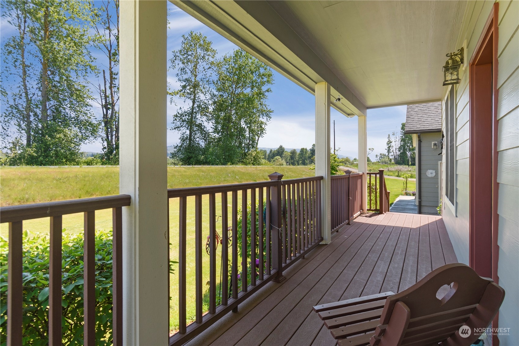 285 West Birnie Slough Road Cathlamet, WA 98612 - Photo 33 of 40 a view of a balcony with wooden floor