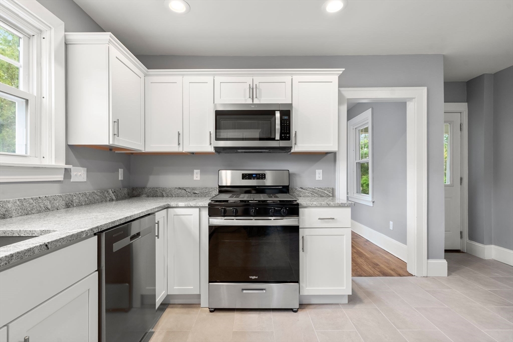 118 County Road Freetown, MA 02717 - Photo 15 of 34