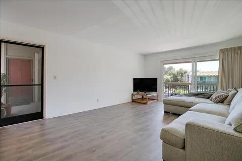 $675,000 | 47 Dearborn Place, Unit 26, Goleta, CA 93117