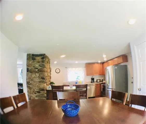 $2,100 | 21 Woodsia Trail, South Kingstown, RI 02879