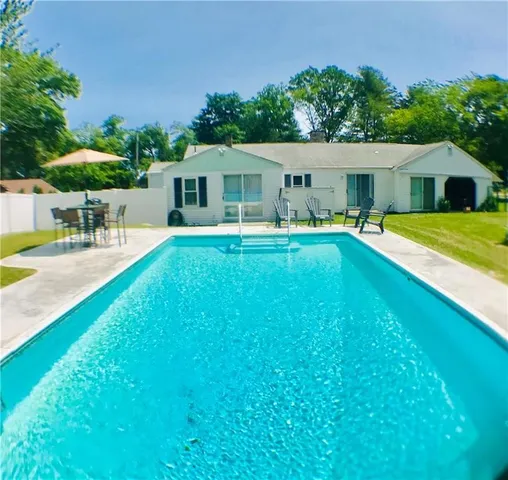 $2,100 | 21 Woodsia Trail, South Kingstown, RI 02879