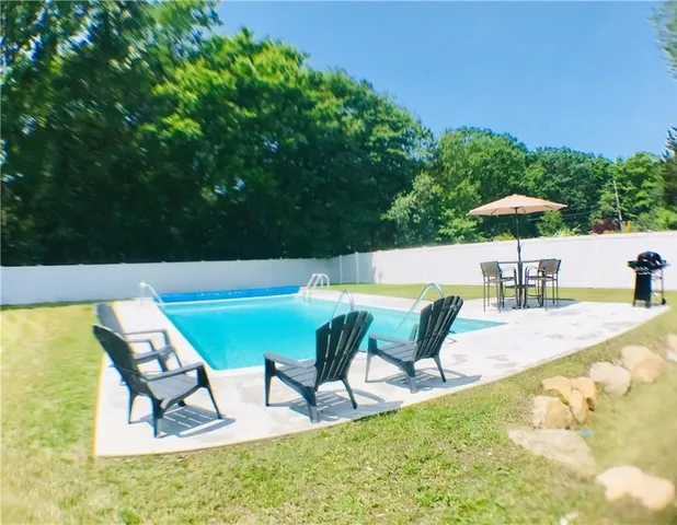 $2,100 | 21 Woodsia Trail, South Kingstown, RI 02879