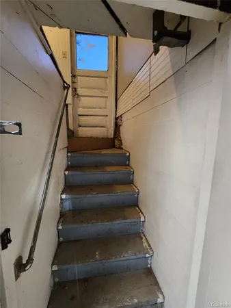 a view of entryway