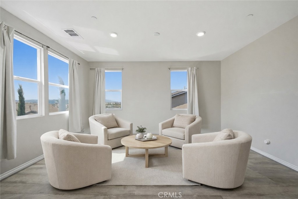 45725 Middle Gate Court Temecula, CA 92592 - Photo 13 of 27 Virtual Staging