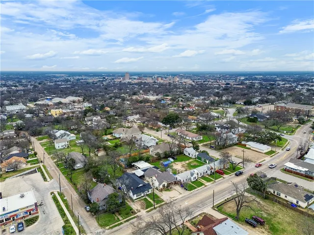 $175,000 | 1215 North 18th Street, Waco, TX 76707